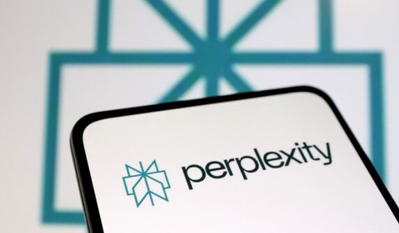 plexity AI ریپنگ بات چیت $ 14 بلین کی قیمت پر million 500 ملین اکٹھا کرنے کے لئے