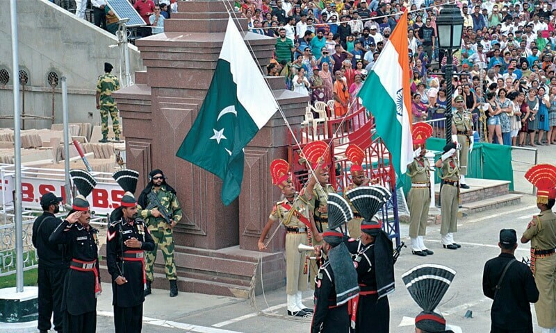 ایف او سنبس انڈین میڈیا رپورٹس ، واگاہ بارڈر نے پاکستانیوں کو واپس کرنے کے لئے اوپن کیا