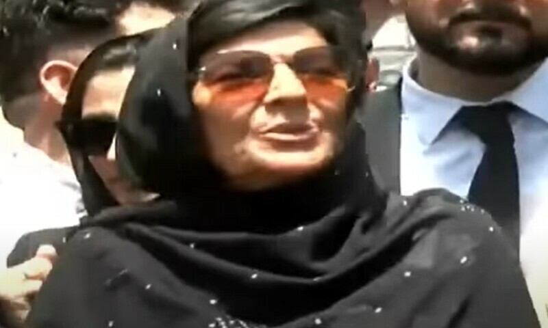 ایلیمہ خانم اور پی ٹی آئی کے کنوال شوزاب کا سامنا کرنا پڑا ویڈیو پر کشیدہ عدالت کے تبادلے میں