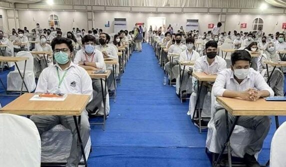 برٹش کونسل نے شیڈول کے مطابق آگے بڑھنے والے تمام امتحانات کی تصدیق کی ہے