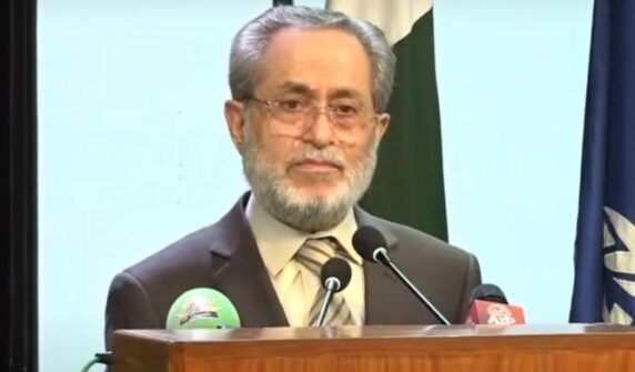 جج دستاویزات پر حکمرانی کرتے ہیں ، انصاف خدا کے ساتھ ہے: جسٹس منڈوکیل