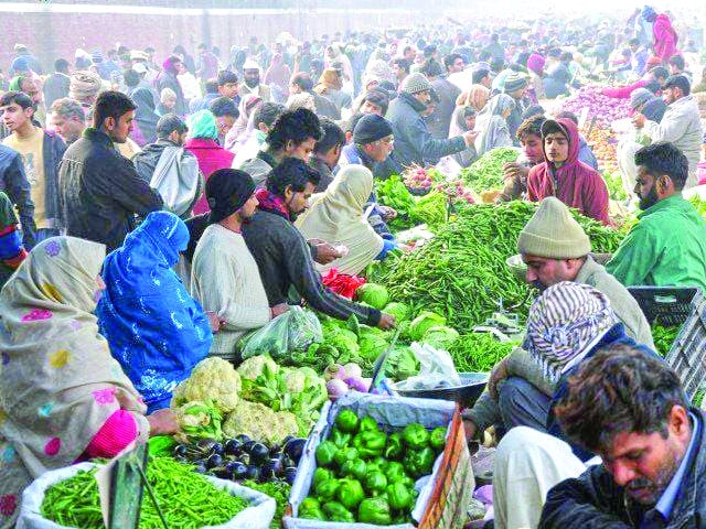 حکومت نے ٹیکس میں اضافے ، آئی ایم ایف کی حمایت یافتہ بجٹ کے تحت سبسڈی میں کٹوتی کا ارادہ کیا ہے ایکسپریس ٹریبیون