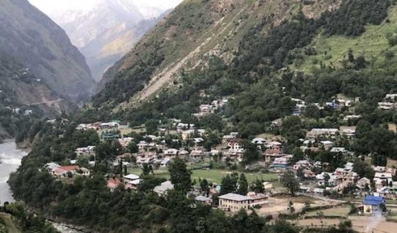 دہانے پر – لیکن کیا واپس کوئی راستہ ہے؟