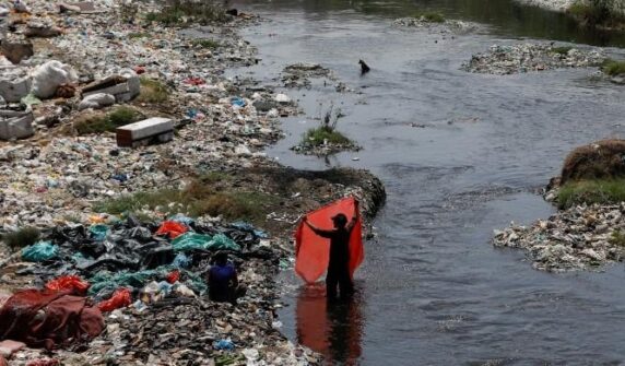 سندھ 15 جون سے پلاسٹک کے تھیلے پر پابندی عائد کرنے کے لئے