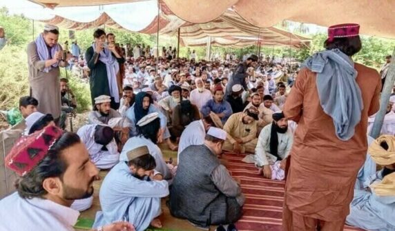 شمالی وزیرستان کے واقعے میں سیکیورٹی فورسز ‘جھوٹے طور پر ملوث’ ہیں: آئی ایس پی آر
