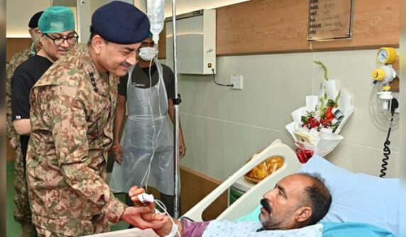 عام شہریوں اور فوجیوں کی بہادری ، قربانی نے پاکستان کی سلامتی کا سنگ بنیاد تشکیل دیا: COAS