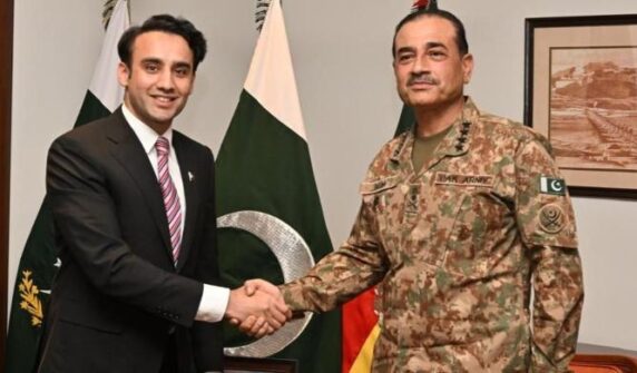 فیلڈ مارشل منیر ، پی سی سی کے سی ای او جی ایچ کیو میں ڈیجیٹل مستقبل پر تبادلہ خیال کریں