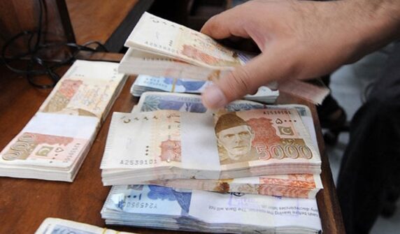 مارکیٹوں کو مستحکم کرنے کے لئے ایس بی پی نے RS1.15TR کو انجیکشن لگایا ایکسپریس ٹریبیون