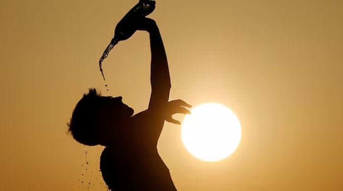 مرکری کل کراچی میں 40 ° C عبور کرنے کا امکان ہے: میٹ آفس