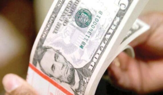 مضبوط مالی سال 25 کے باوجود C/A wobbles ایکسپریس ٹریبیون