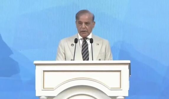 وزیر اعظم شہباز کا کہنا ہے کہ پاکستان ہندوستان کو آئی ڈبلیو ٹی ریڈ لائن کو عبور کرنے کی اجازت نہیں دے گا