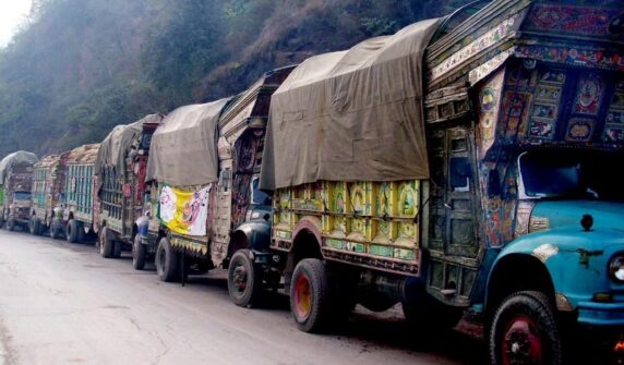 پاکستان نے چھ نئے تجارتی راہداریوں کی نشاندہی کی ایکسپریس ٹریبیون