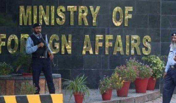 پاکستان کو متنبہ کرتے ہیں کہ ہندوستان کی نسل پرستی کو دنیا کے لئے سنگین تشویش کا باعث ہونا چاہئے