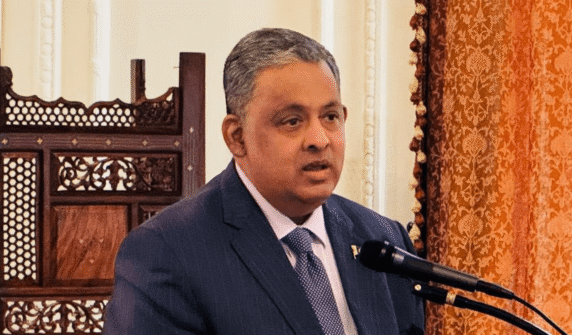 پاکستان کے ایلچی ہمیں دنیا سے مطالبہ کرتا ہے کہ وہ کشمیر تنازعہ کو حل کریں ، ہندوستان کے ساتھ دشمنی کے ‘بنیادی مسئلے’ کی شرائط ہیں۔