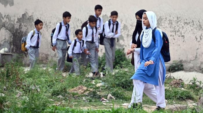 پنجاب اسکولوں کو موسم گرما کی ابتدائی تعطیلات نہیں مل رہی ہیں