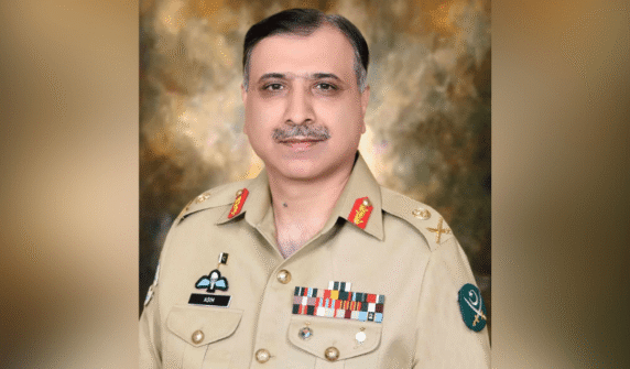 پہلے میں ، آئی ایس آئی کے چیف نے قومی سلامتی کا مشیر بنایا