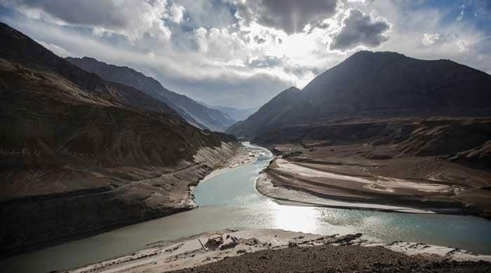 ہندوستان نے دریائے چناب کے پانی کے بہاؤ کو باگلیہار ڈیم کے توسط سے پاکستان میں روکا ہے