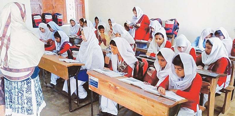 ہندوستان پاکستان کے جنگ بندی کے بعد آزاد کشمیر میں کل دوبارہ کھلنے والے اسکول